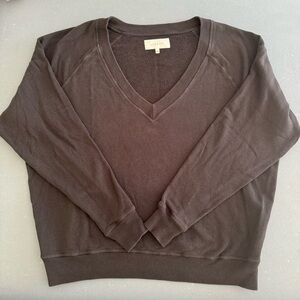 THE GREAT V Neck Sweatshirt